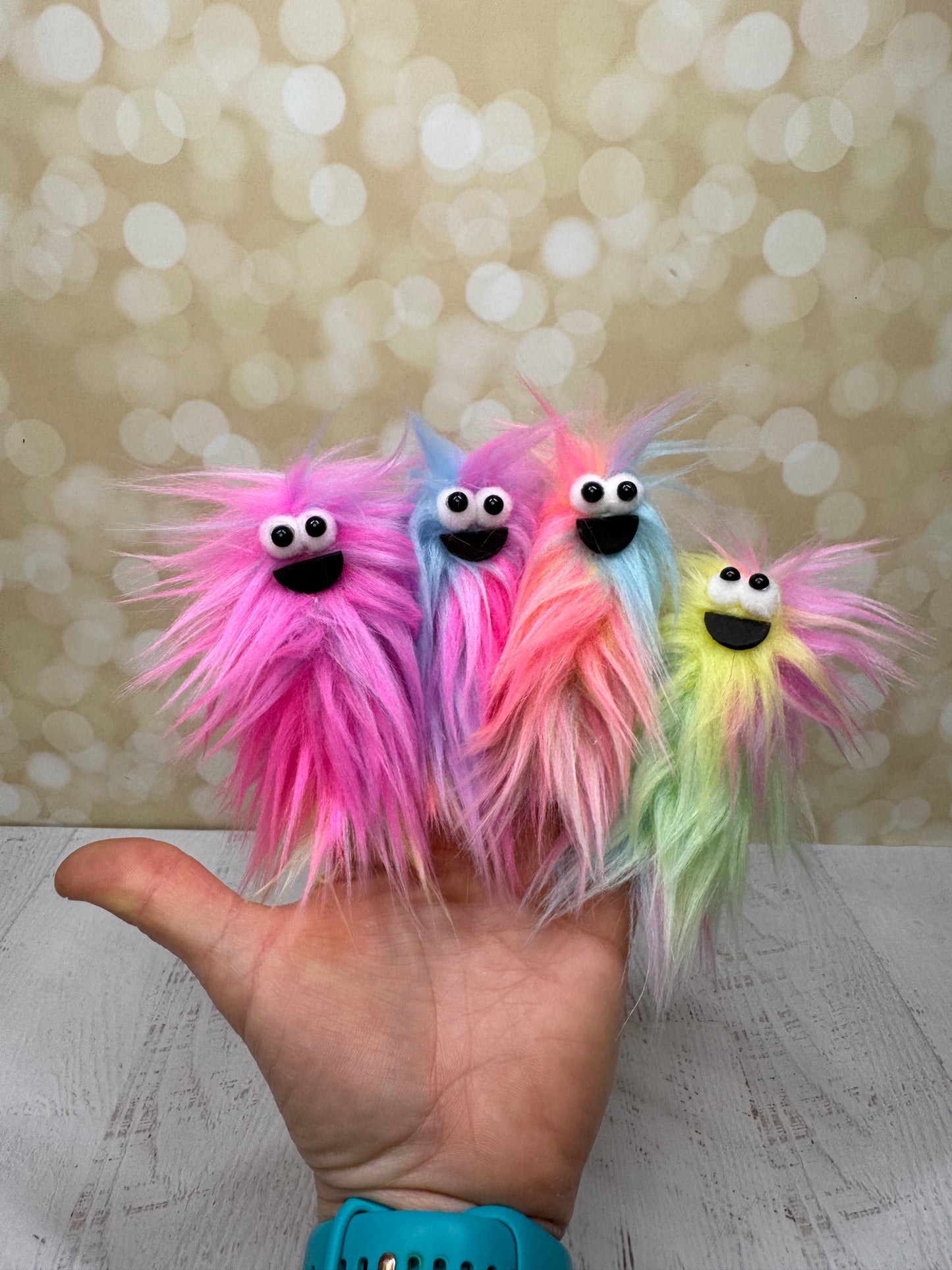 Lil Beasties Finger Puppet - Pastel Patches