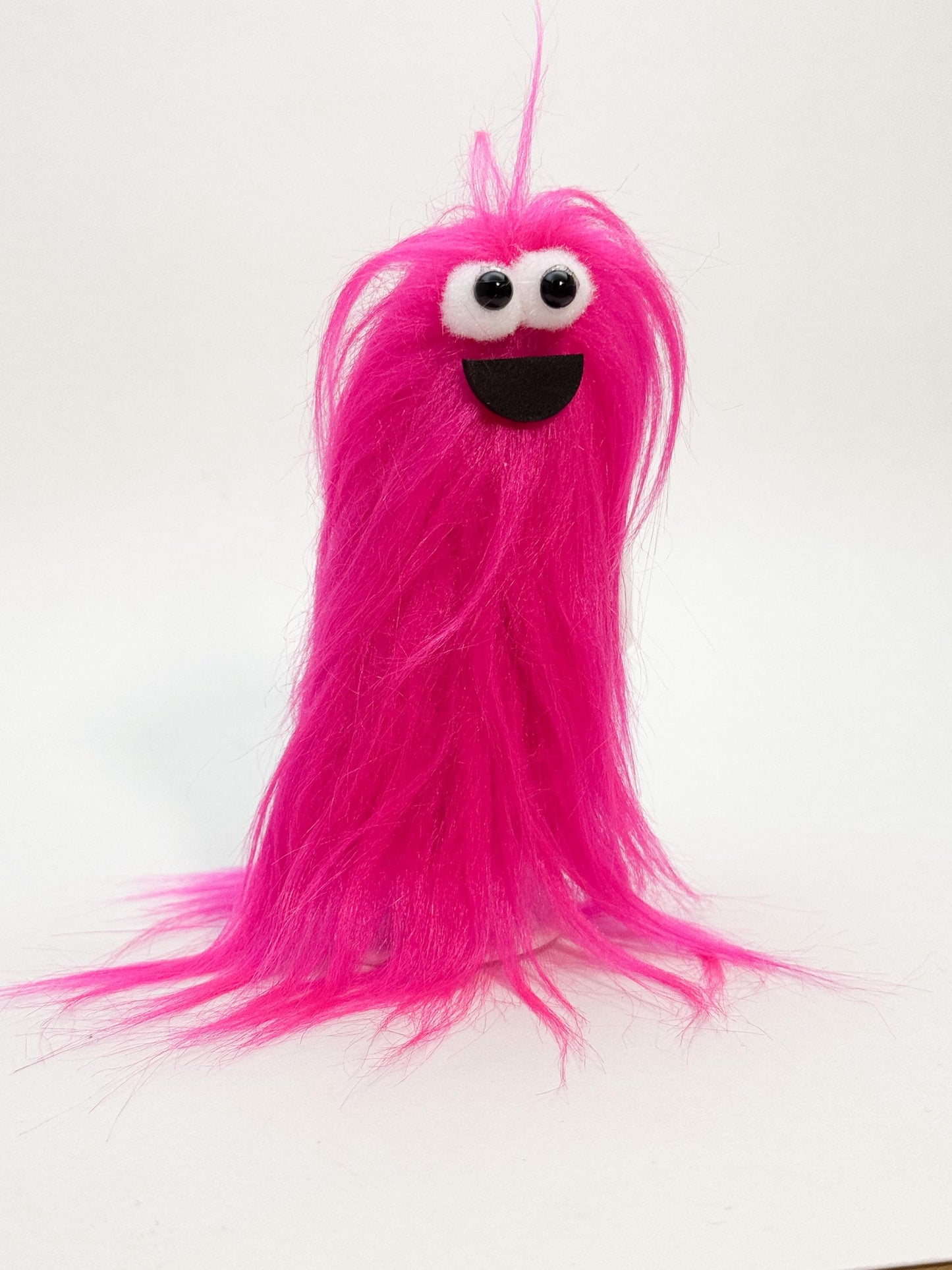 Lil Beasties - Monster Finger Puppet - Fuschia