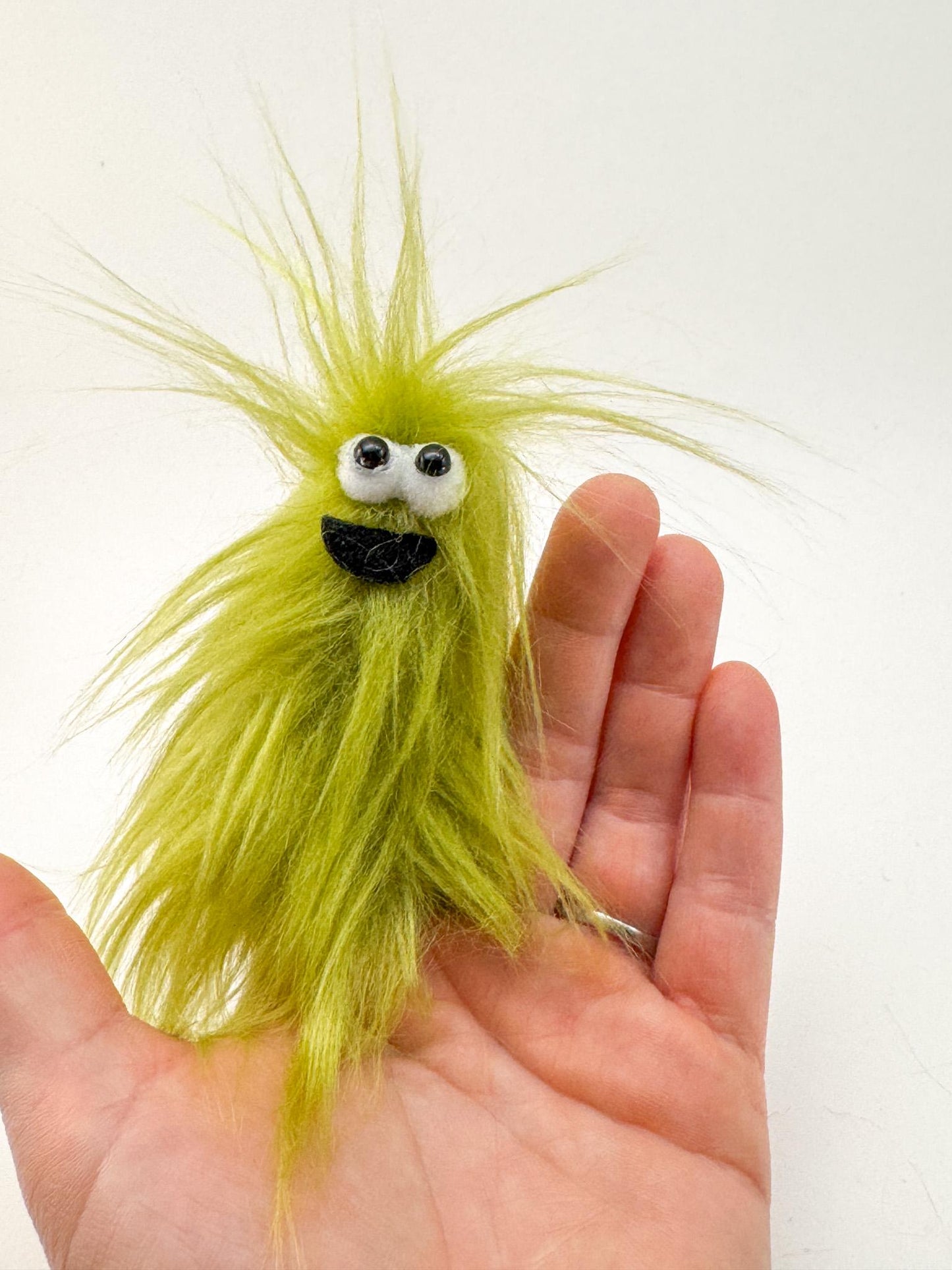 Lil Beasties - Monster Finger Puppet - Olive Green