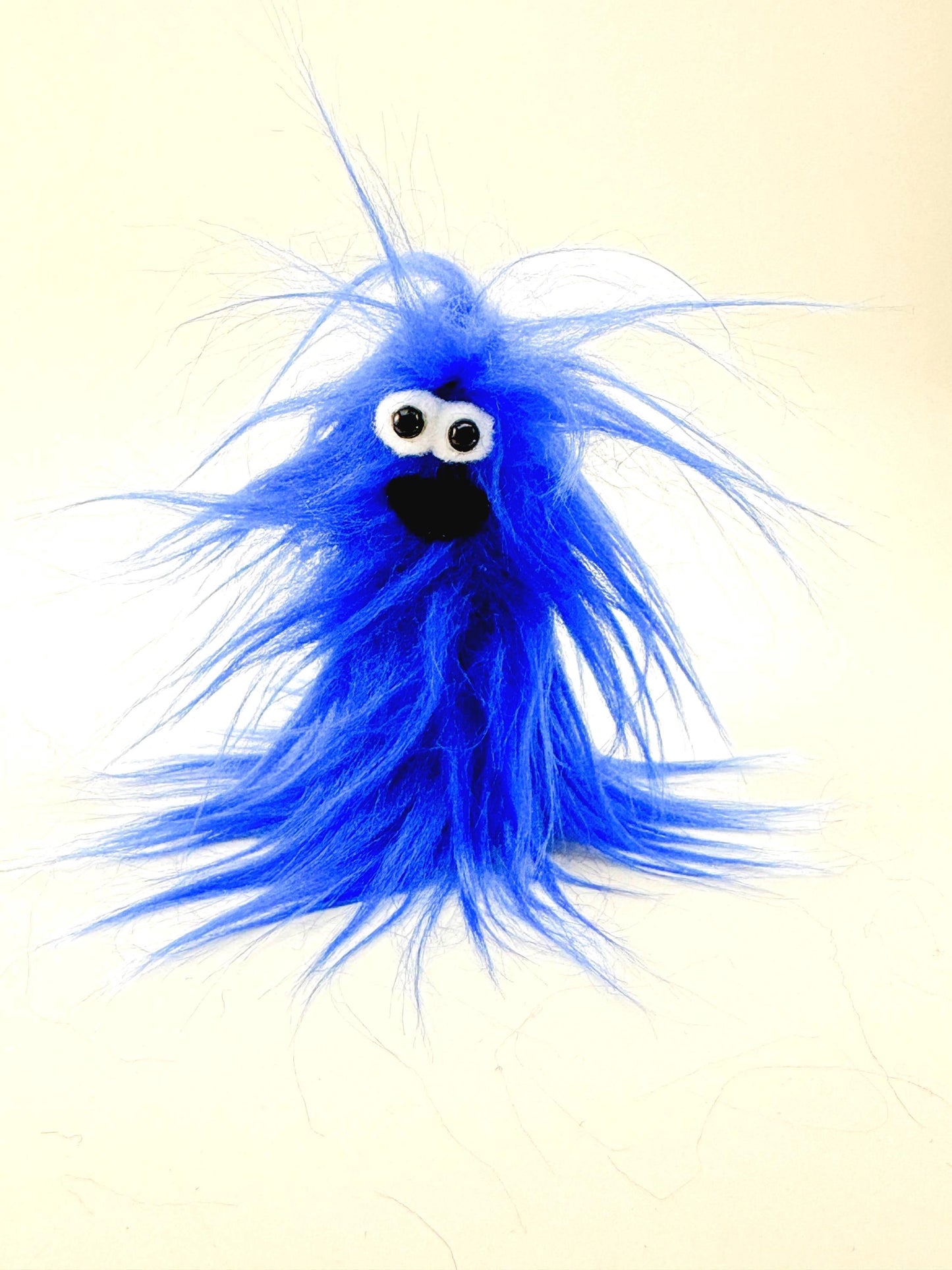 Lil Beasties Finger Puppet - Royal Blue