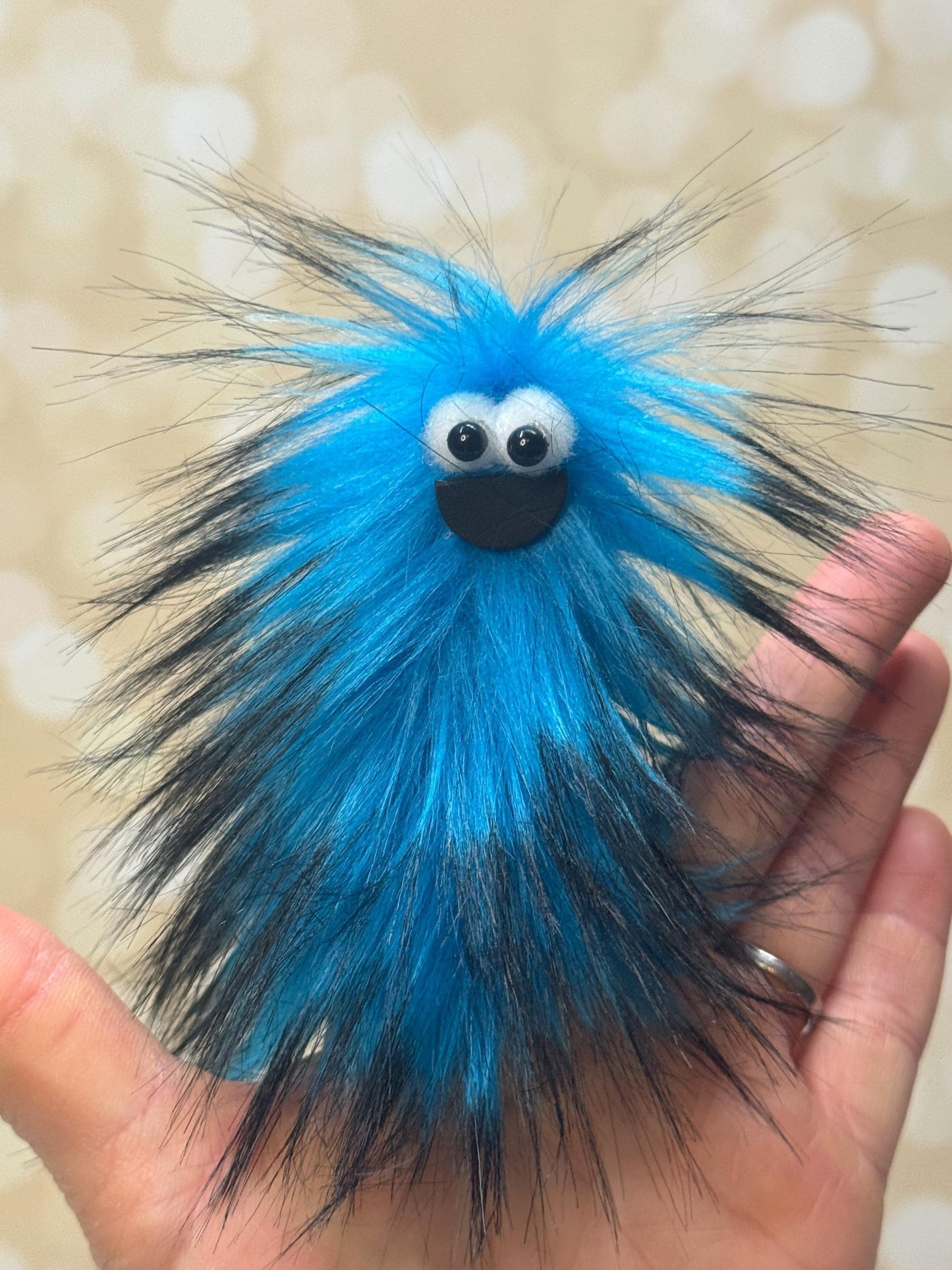 Lil Beasties Finger Puppet - Husky Blue