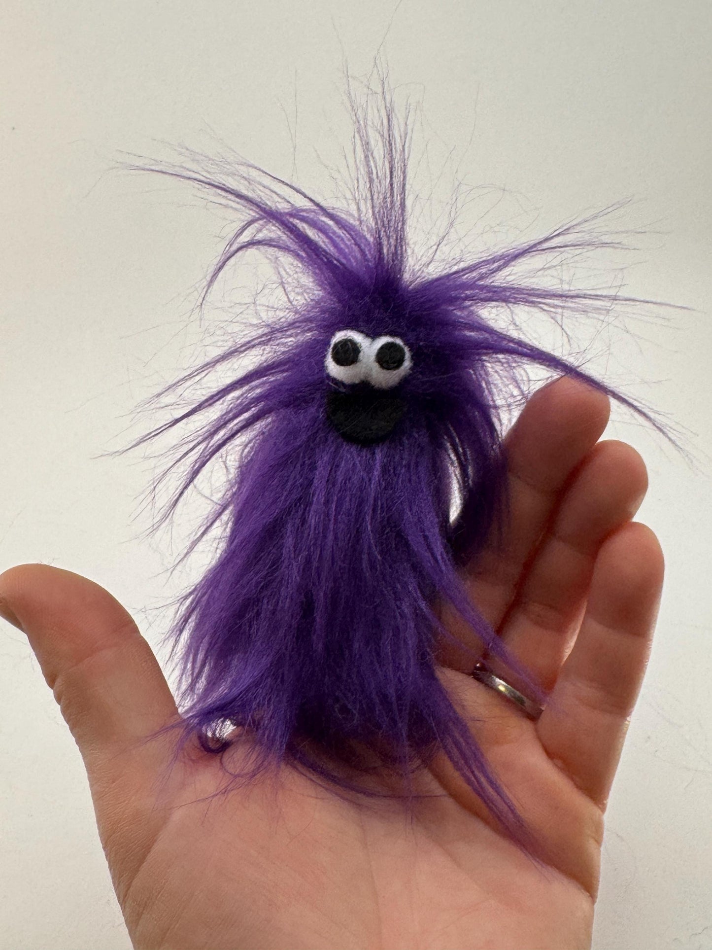 Lil Beasties Finger Puppet - Purple